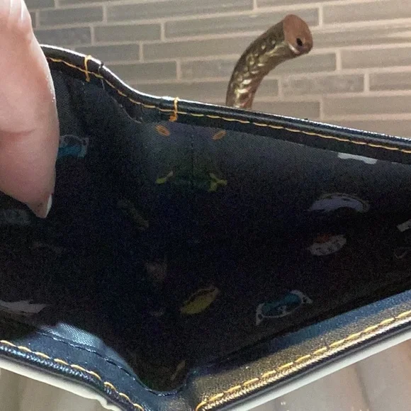 Overwatch Wallet - Picture 3 of 3